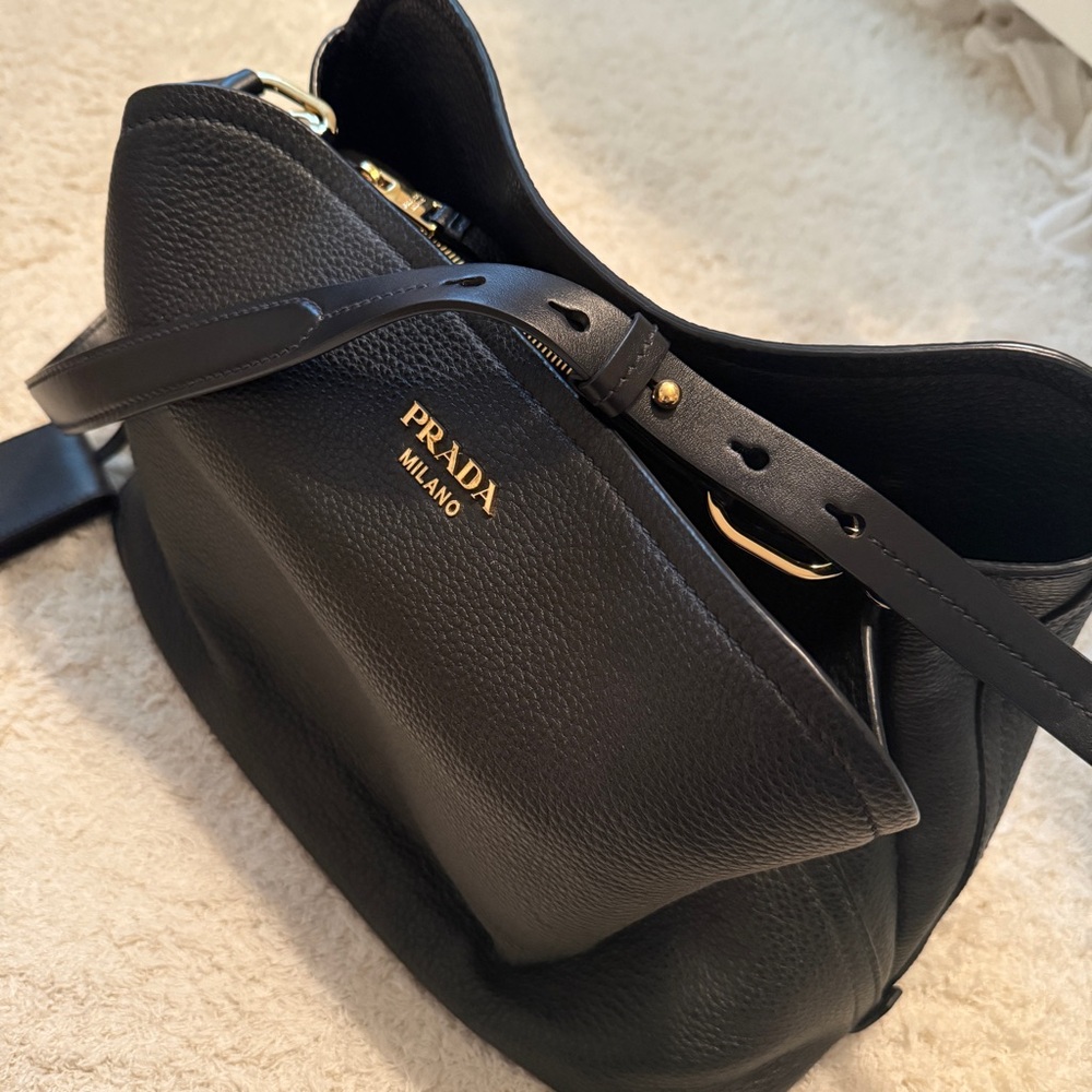 Prada Large Matinée Vitello Daino Shoulder Bag in Nero with Dustbag RARE - Picture 7 of 15